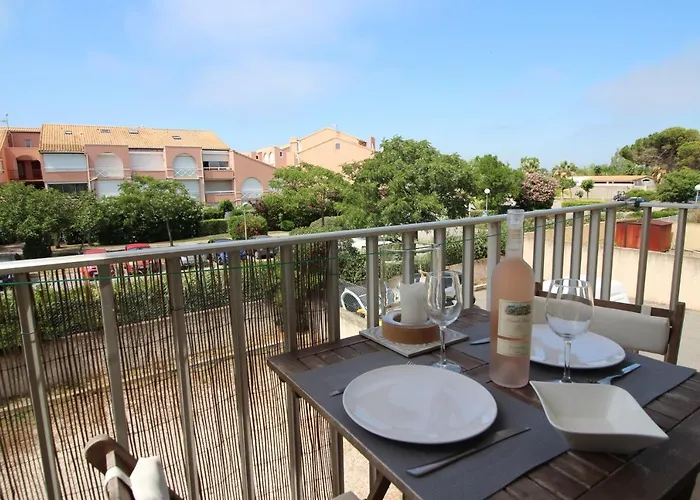 Studio climatisé tout confort à 2 pas de la mer avec parking privé